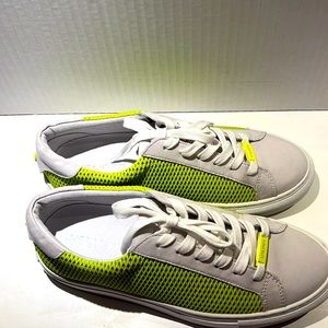 J slides -NYC- sneakers